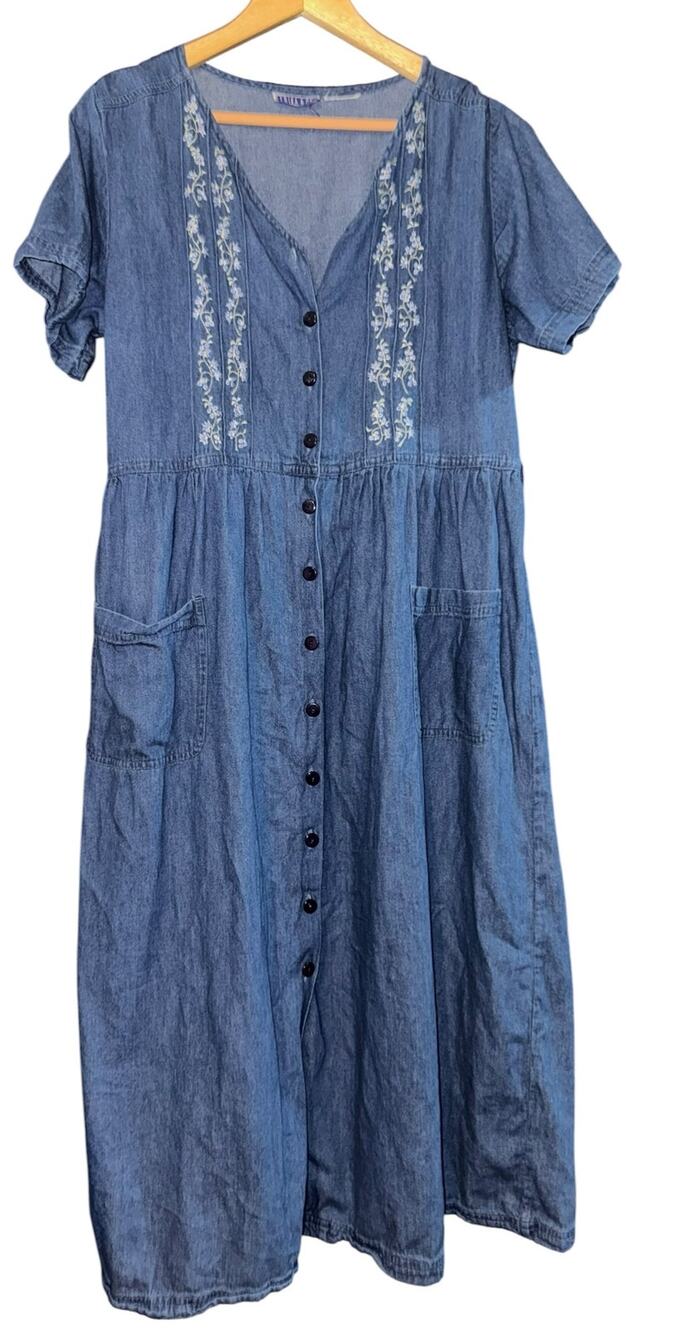 Vintage Embroidered Denim Jumper Dress‎ Women's Medium Maxi Floral Cottage ~Flaw